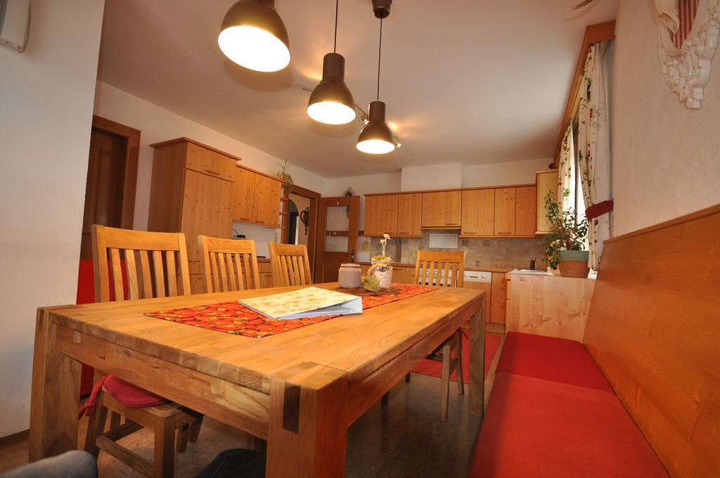 Haus Alpenglueck Apartment Kaunertal Ngoại thất bức ảnh