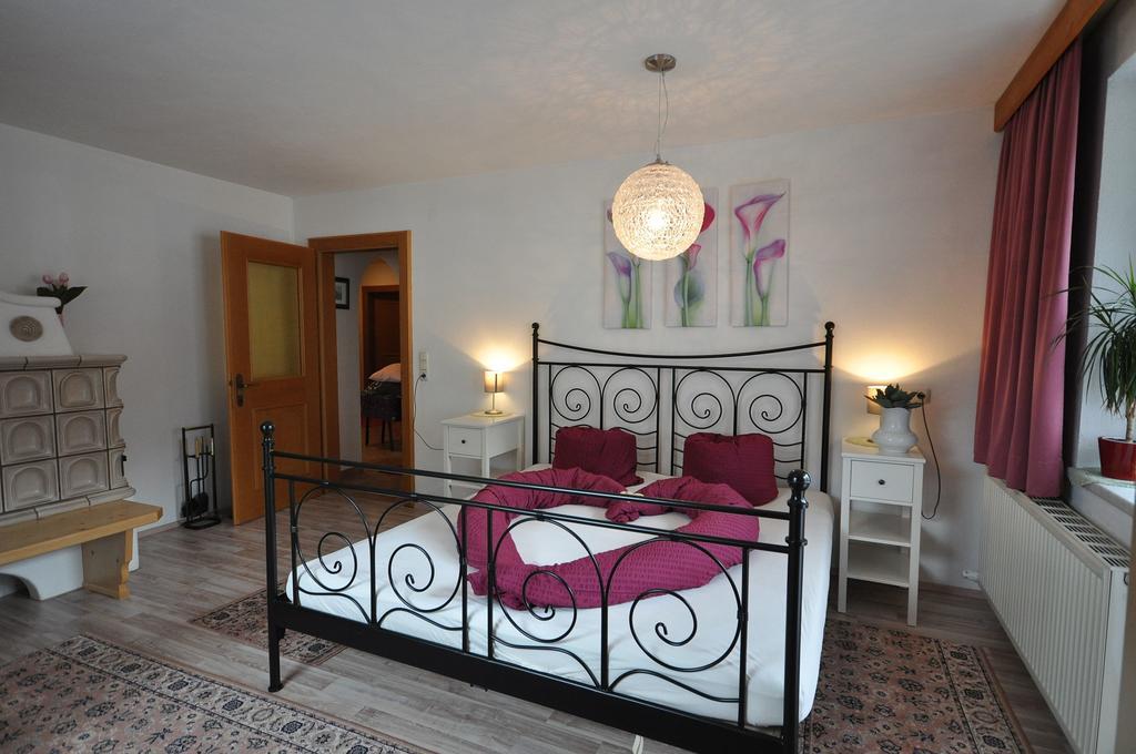 Haus Alpenglueck Apartment Kaunertal Ngoại thất bức ảnh