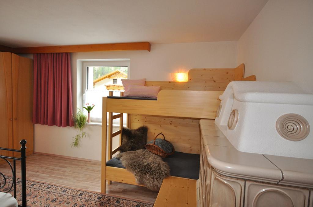 Haus Alpenglueck Apartment Kaunertal Ngoại thất bức ảnh